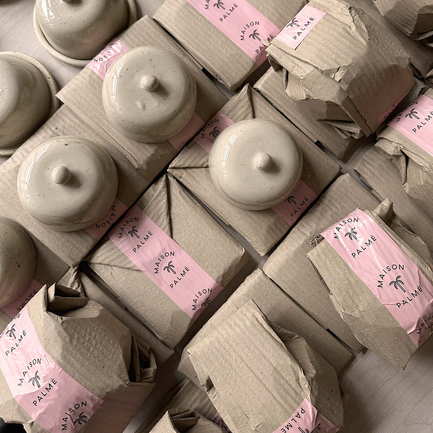 Handcrafted butter dishes by Maison Palmé, beautifully packaged in eco-friendly boxes for a stylish kitchen.