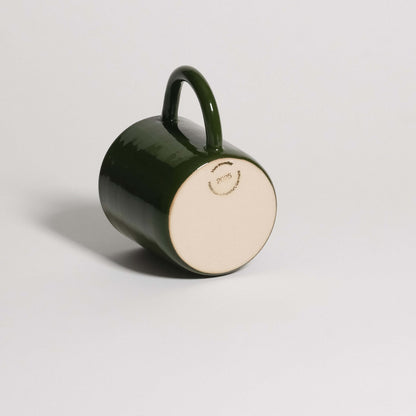 Big Mug – Green with a glossy glaze, showcasing its handmade character and modern design.