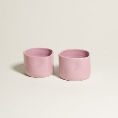 Hojicha Cup – Pink, a pair of glossy pink stoneware cups ideal for serving iced Hojicha.