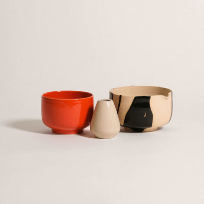 Matcha Set – Classic featuring a glossy red cup, a glossy whisk holder, and a partially glazed pouring bowl.